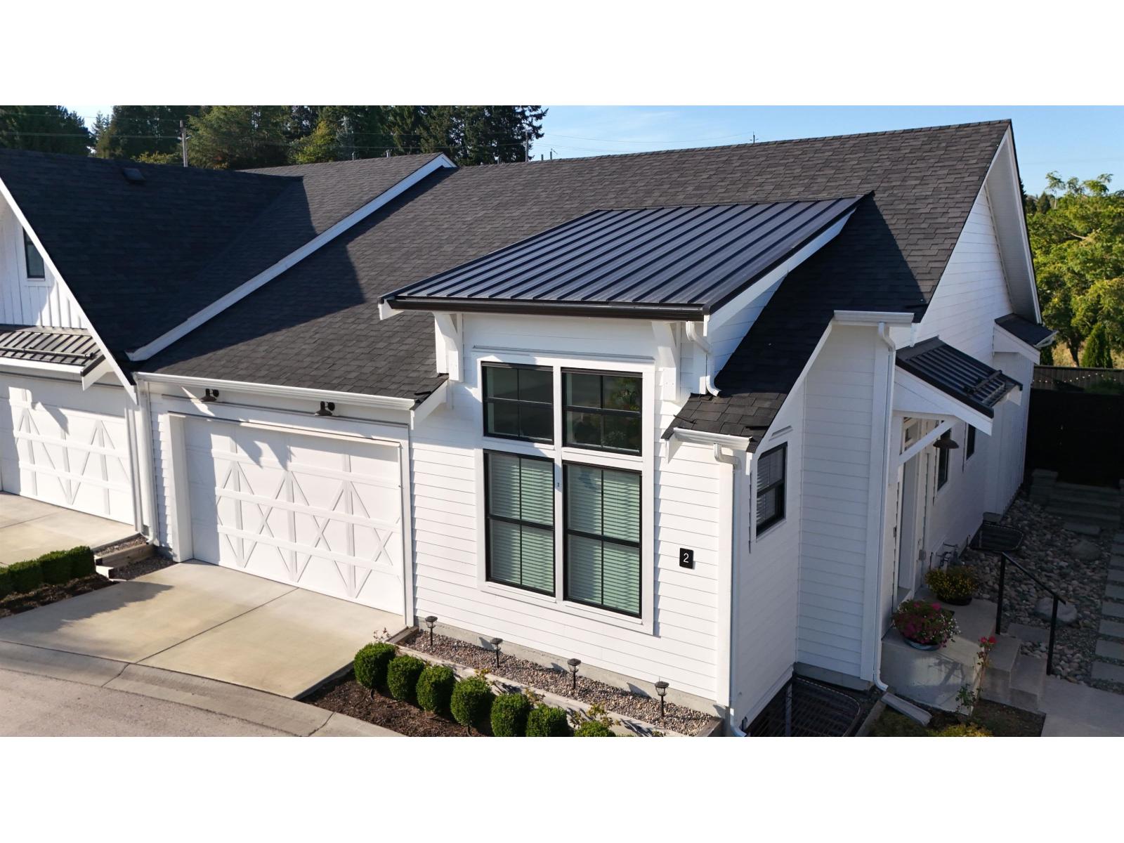 5528 148 Street Unit 2, Surrey, BC V3S 3B4