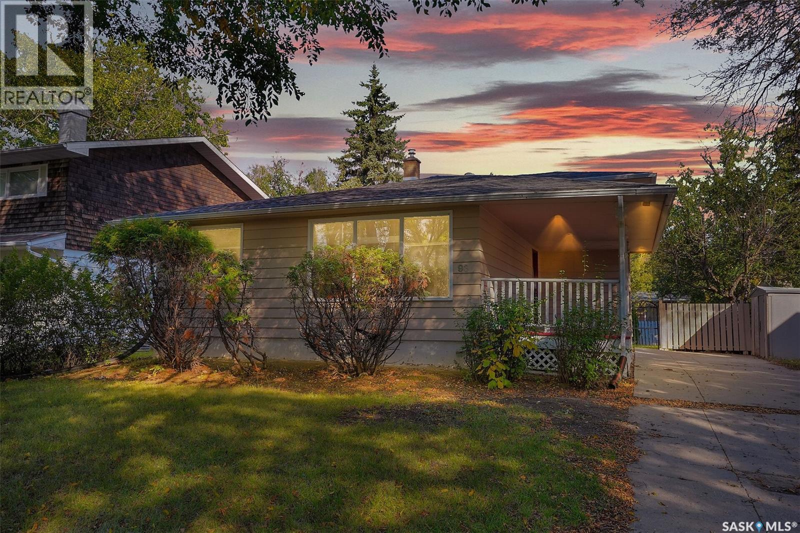 93 Bell St, Regina, SK S4S 5V2