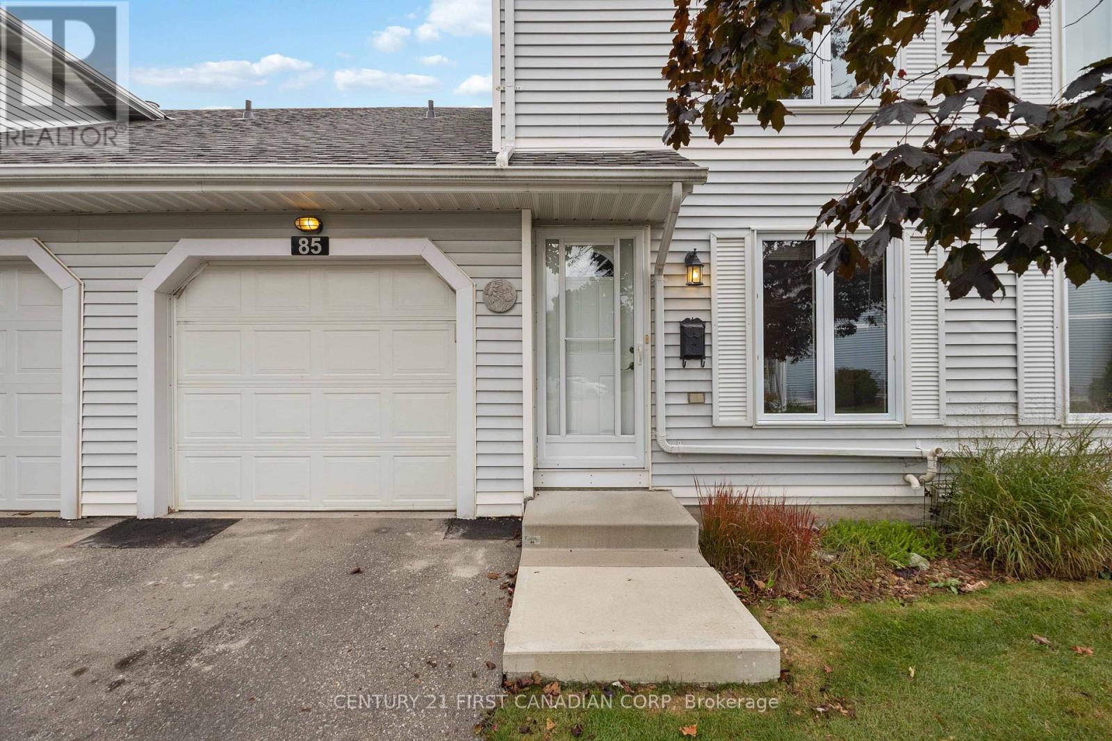 85 120 Centre St, London, ON N6J 4X4