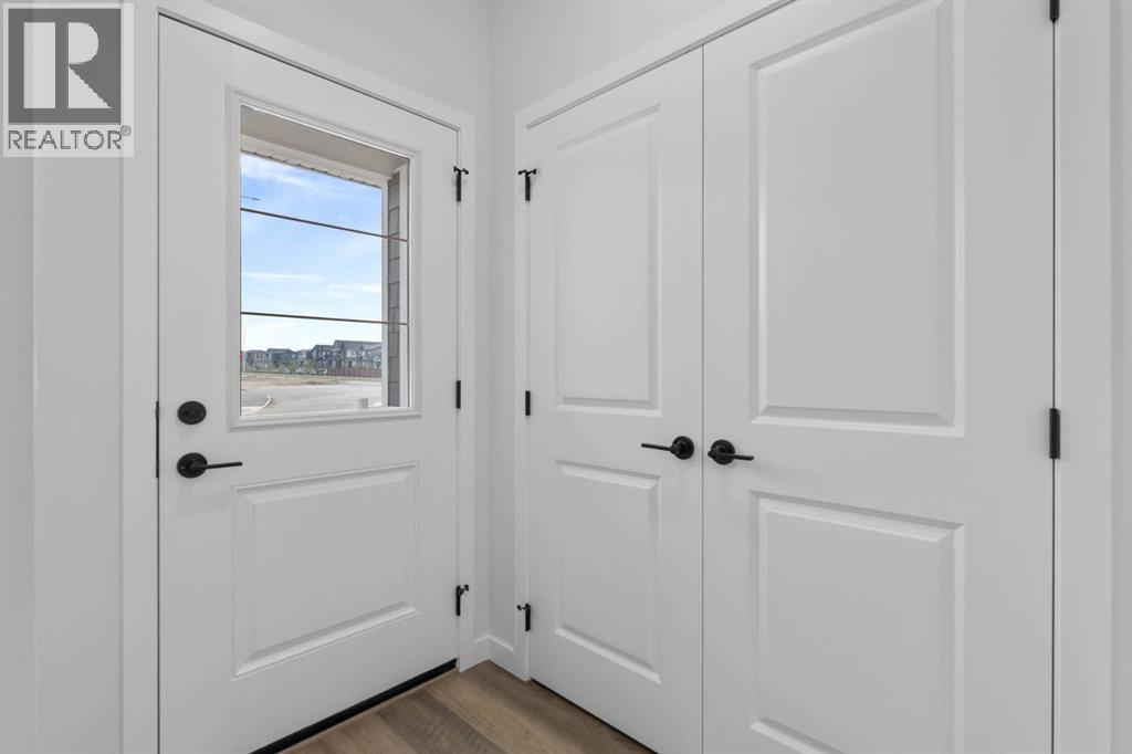440 Lewiston Lndg NE, Calgary, AB T3P 2J5