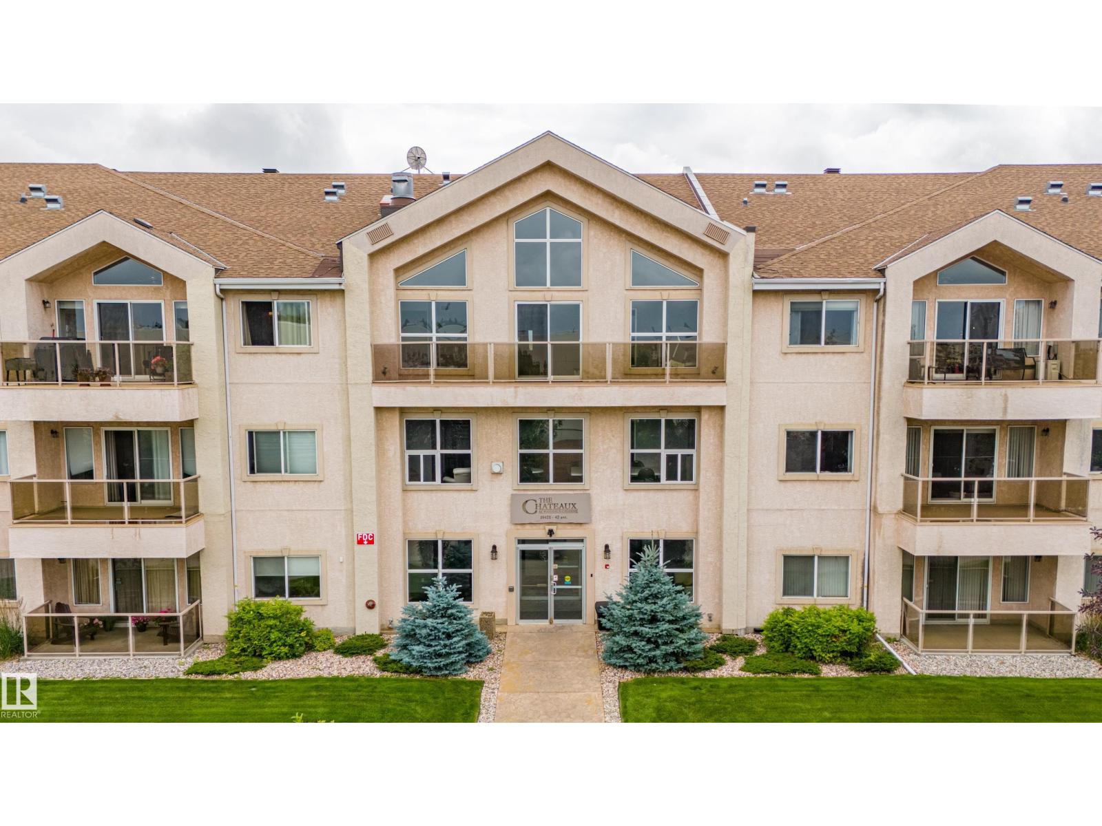10421 42 Avenue Northwest #208, Edmonton, AB T6J 7C8