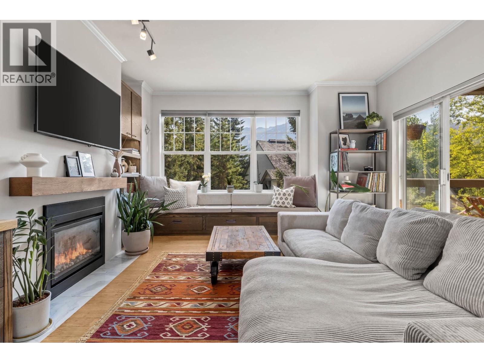 3300 Ptarmigan Place Unit 305, Whistler, BC V8E 0V5