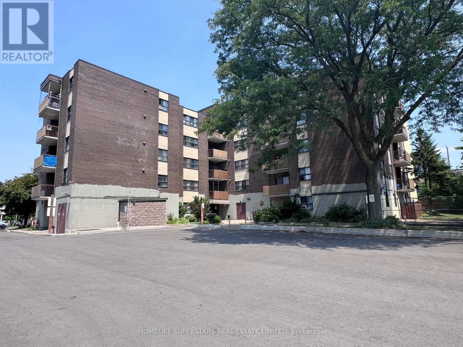 202 1445 Wilson Ave, Toronto, ON M3M 1J5