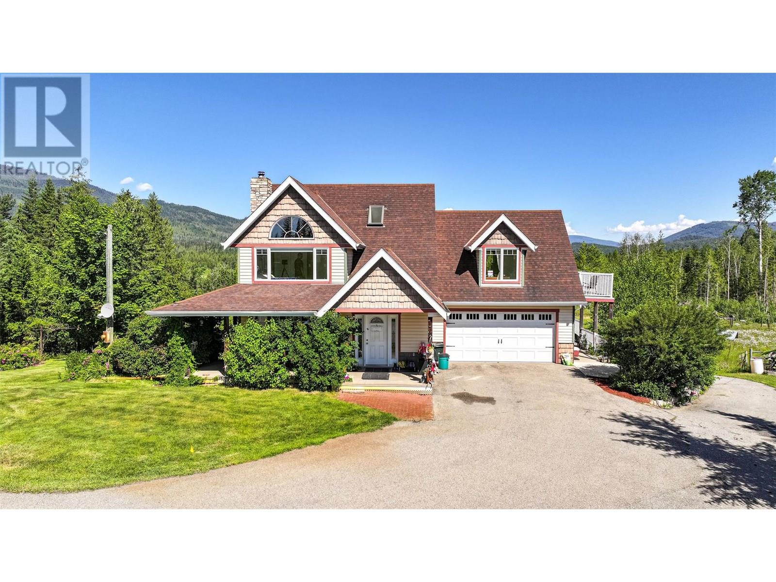 9255 Firehall Frontage Rd, Salmon Arm, BC V1E 2X6