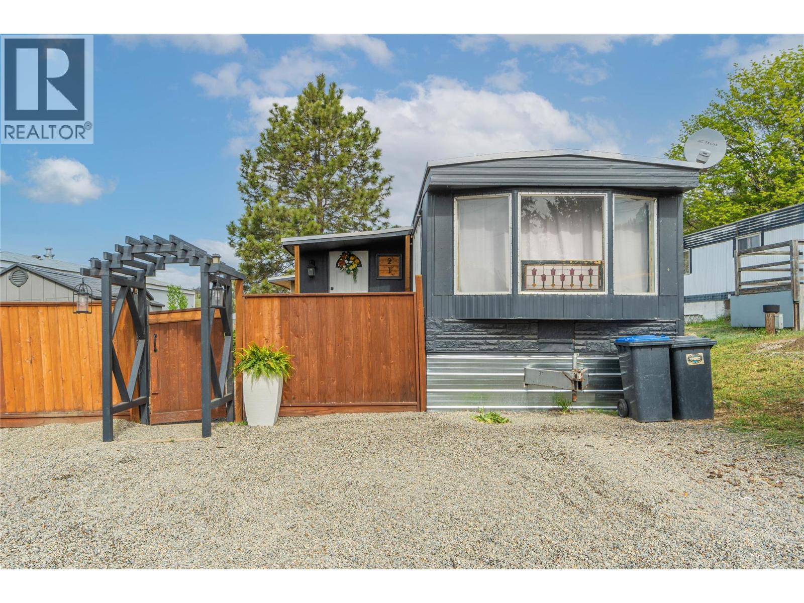 4796 Trans Canada Highway Unit 21, Kamloops, BC V1S 2A8