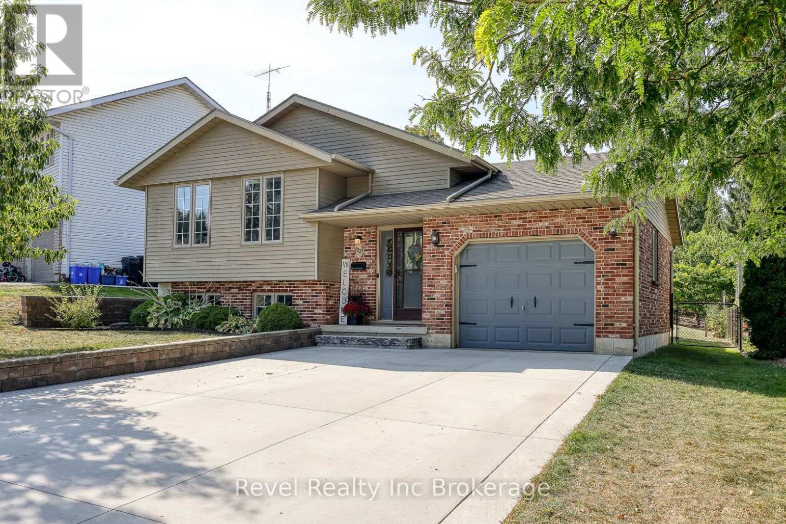 122 Hemlock Rd, Ingersoll, ON N5C 3Z6