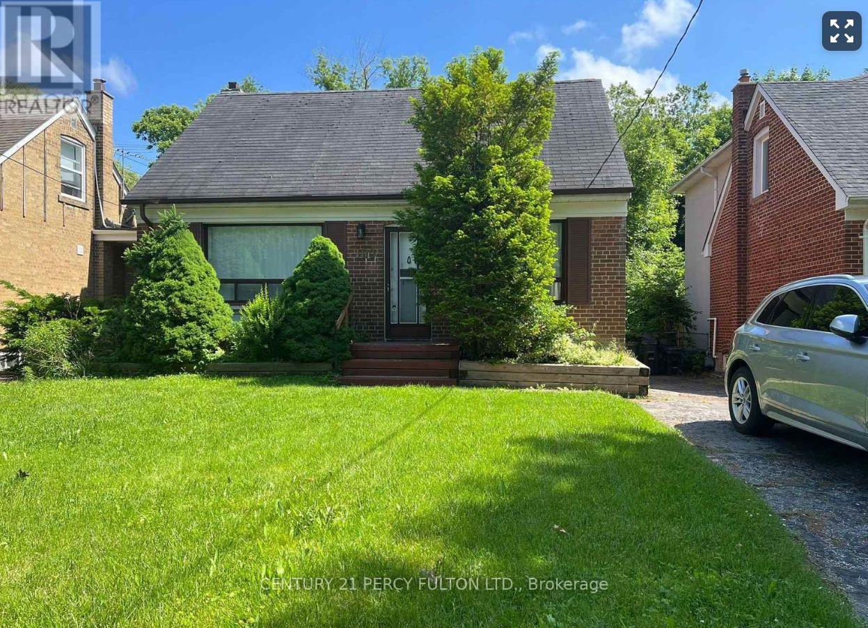 109 Norton Ave, Toronto, ON M2N 4A4