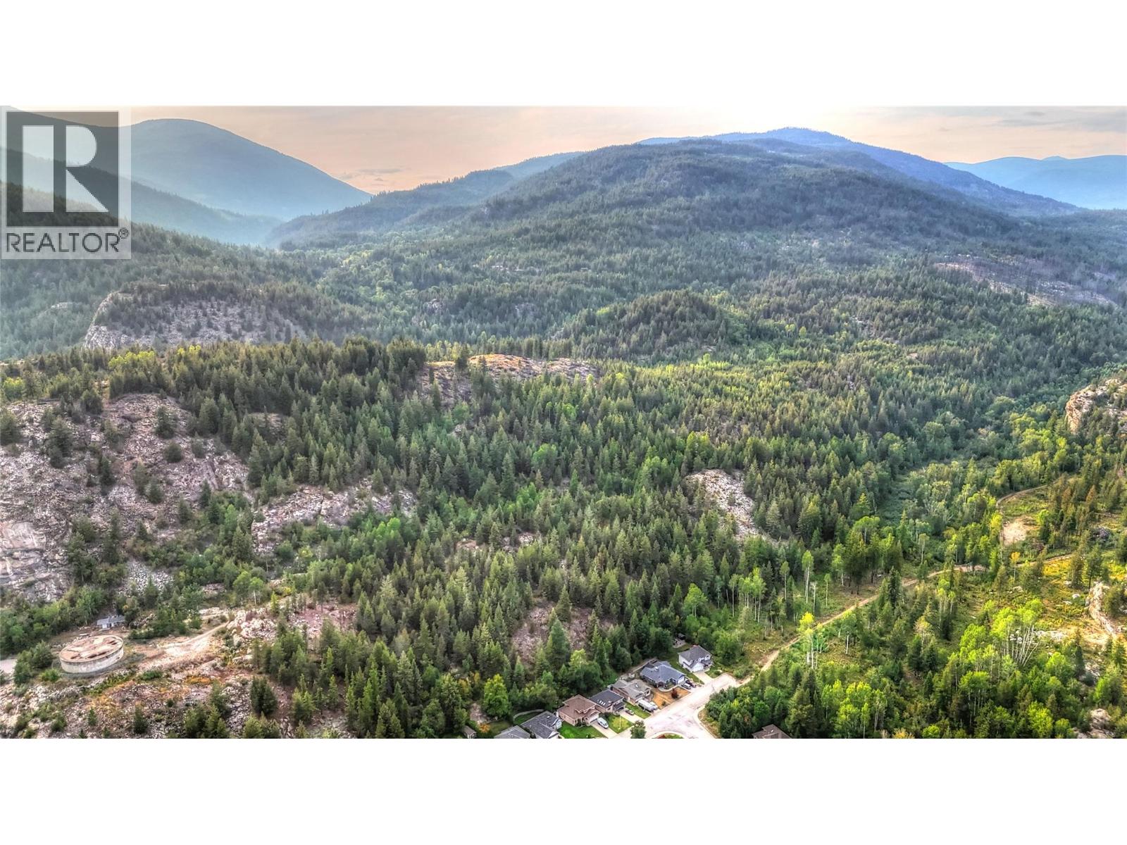 14 Avenue Unit 3400, Castlegar, BC V1N 4J2