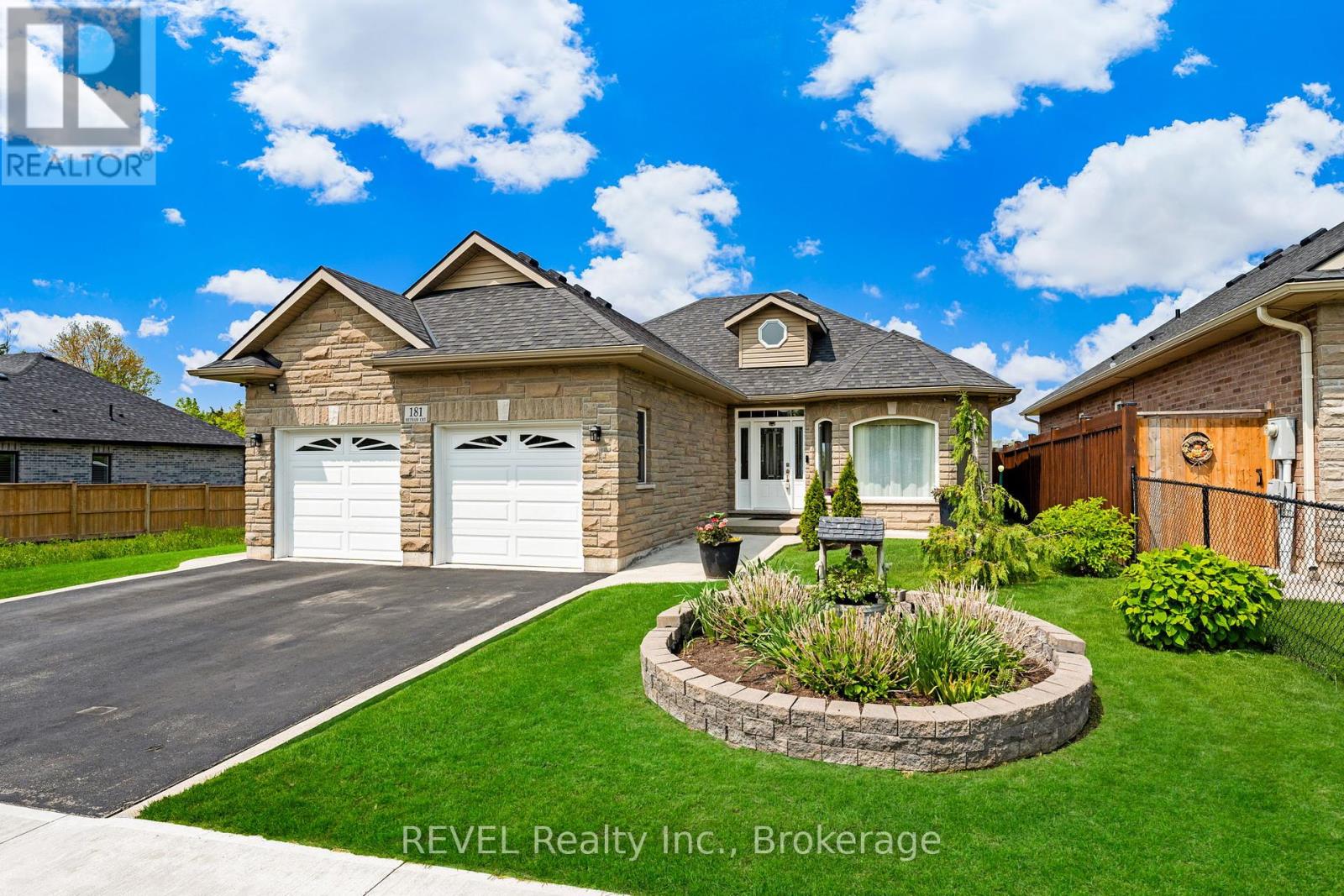 181 Hetram Ct, Fort Erie, ON L0S 1B0