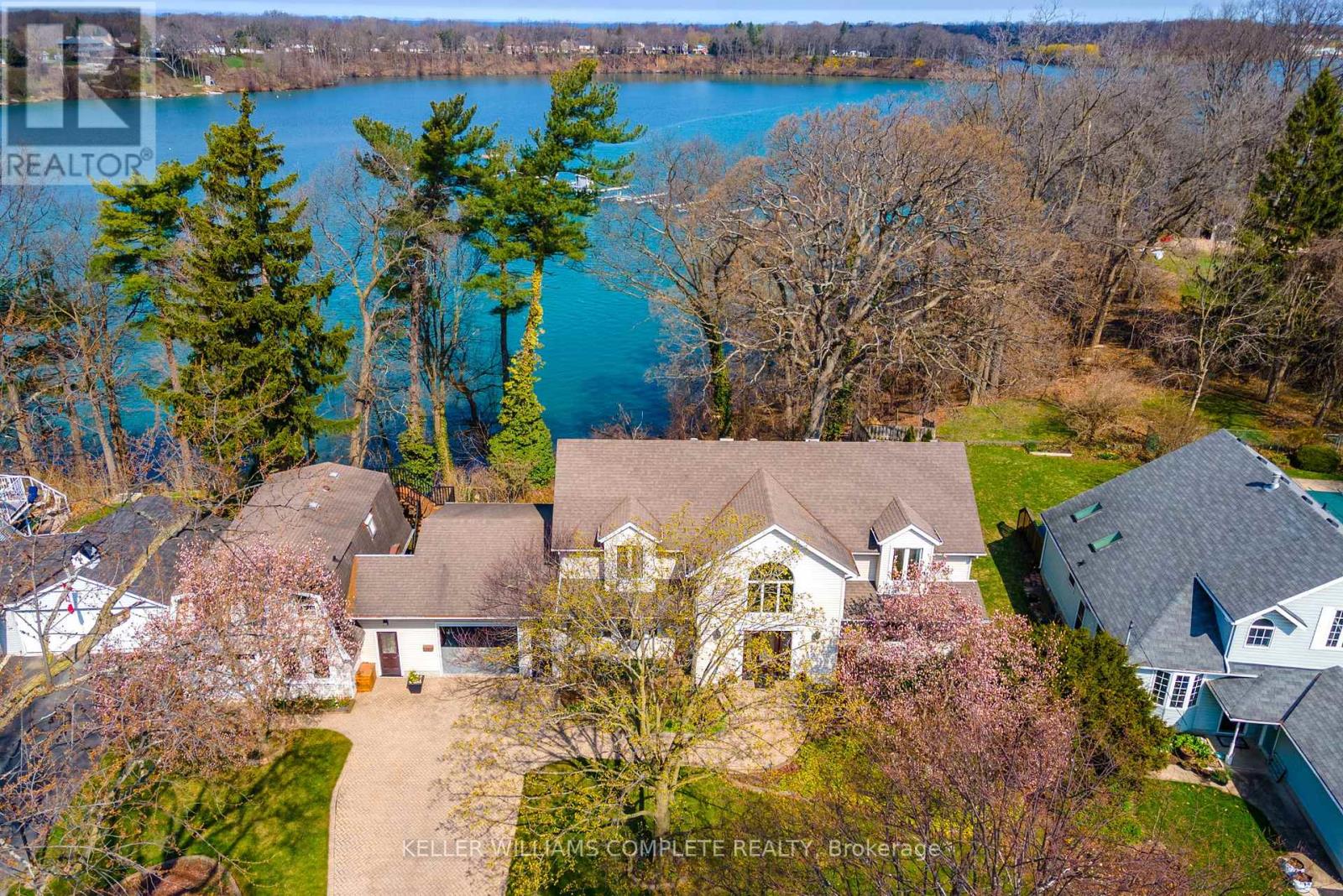 50 Henley Dr, St. Catharines, ON L2N 4A9