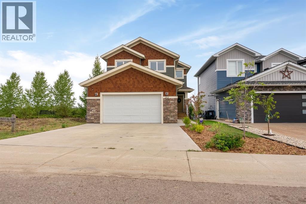 253 Gravelstone Rd, Fort Mcmurray, AB T9K 0X1