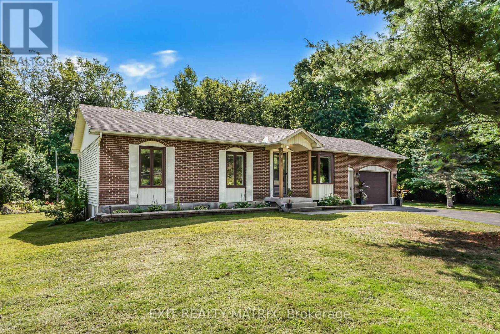 2896 Front Rd, East Hawkesbury, ON K6A 2R2