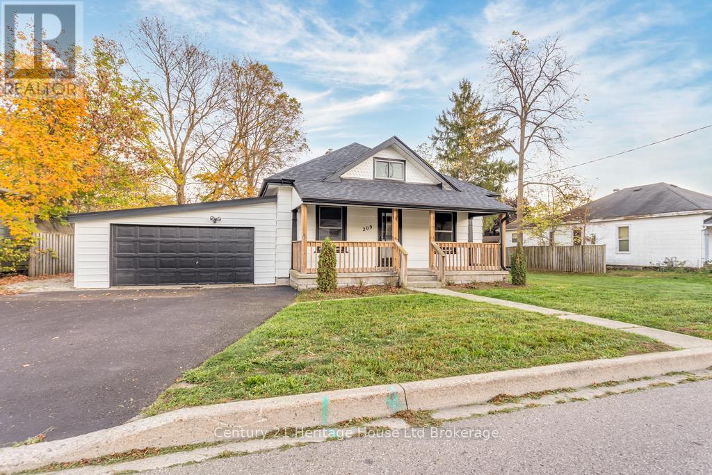 209 Victoria St, Ingersoll, ON N5C 2N2