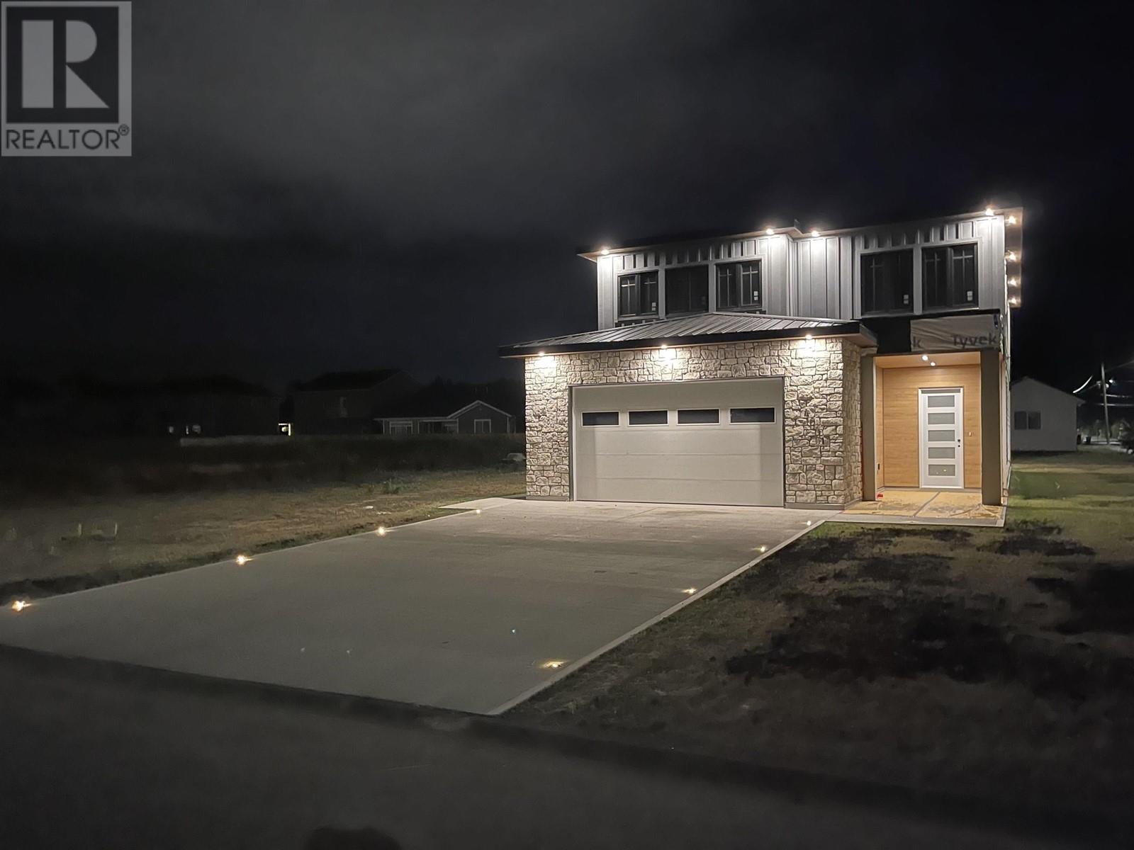 4001 Nash Dr, Terrace, BC V8G 0L3