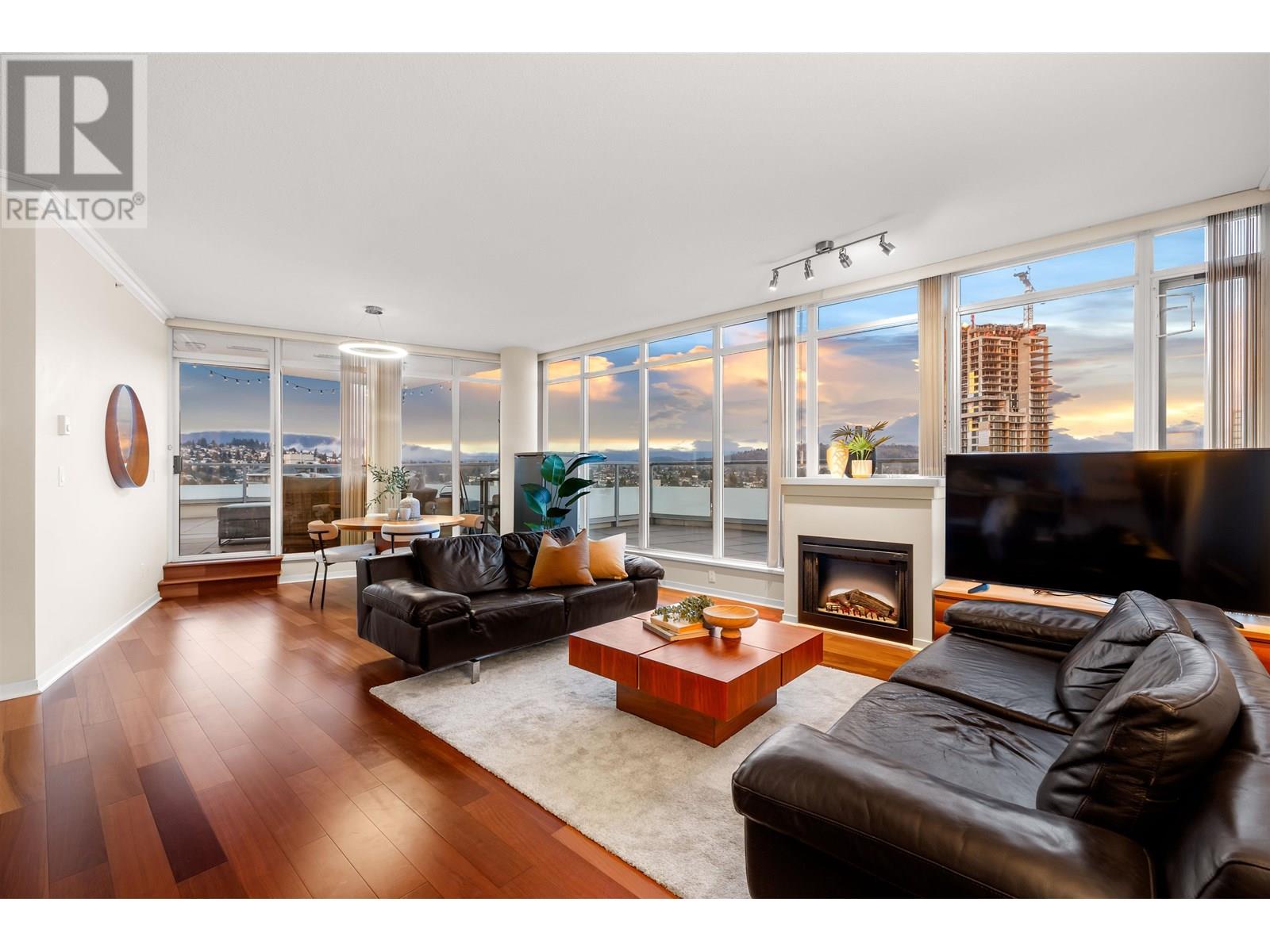 2133 Douglas Road Unit 3103, Burnaby, BC V5C 0E9