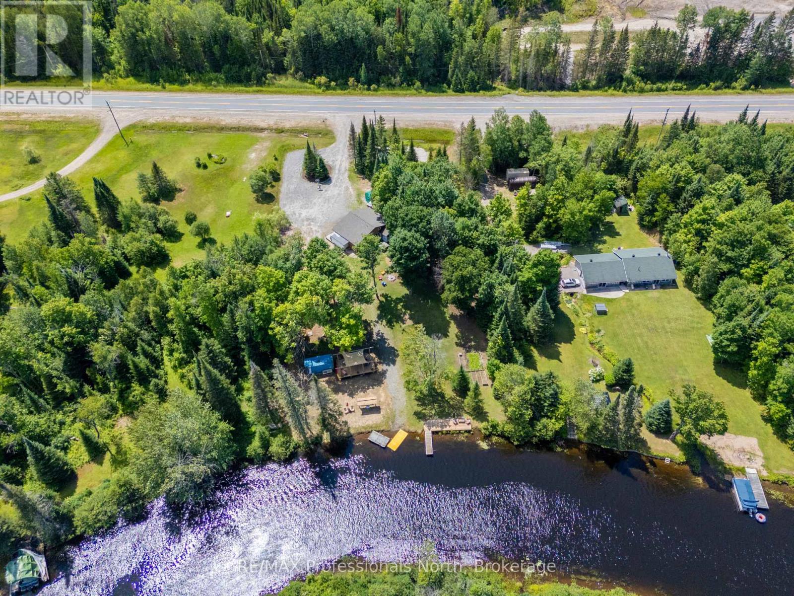 899 Katrine Rd, Burk's Falls, ON P0A 1C0