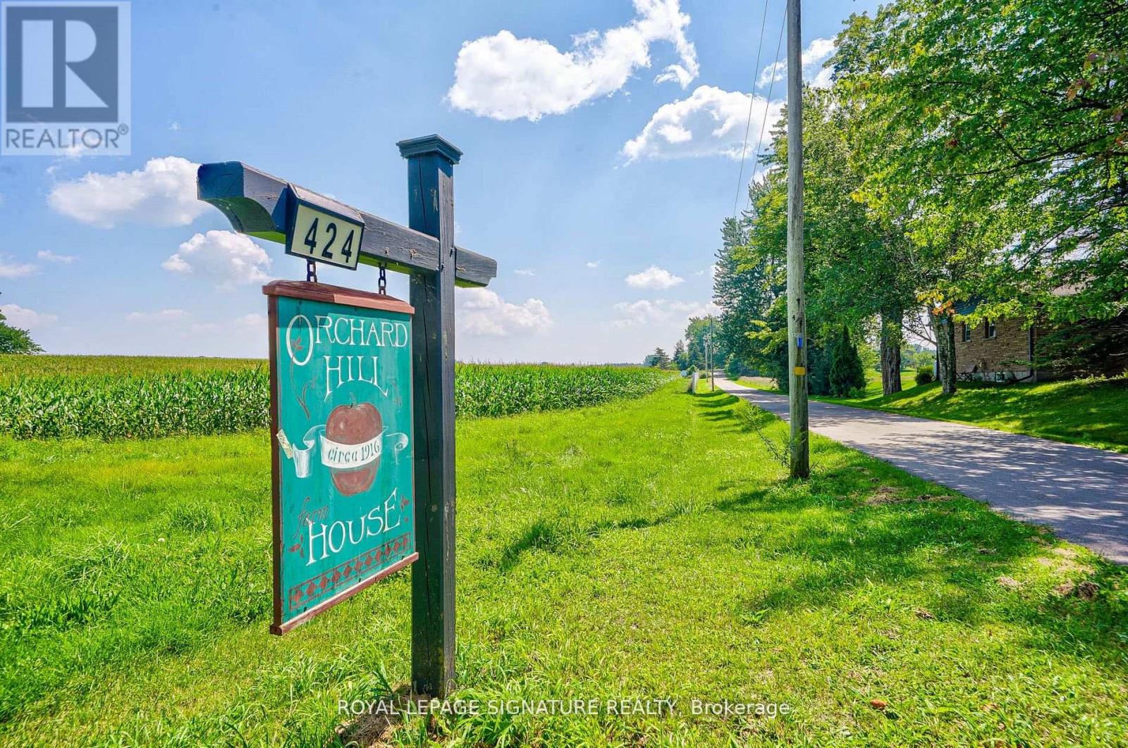 424 8th Concession Road West, Hamilton, ON L0P 1B0