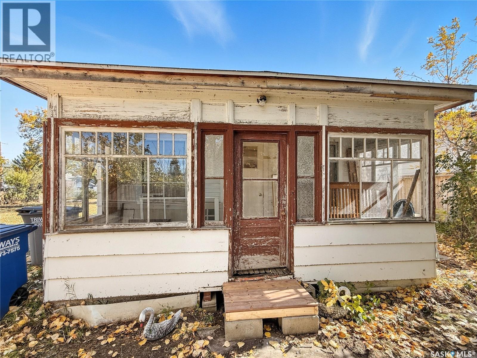 319 Dennis St, Herbert, SK S0H 2A0