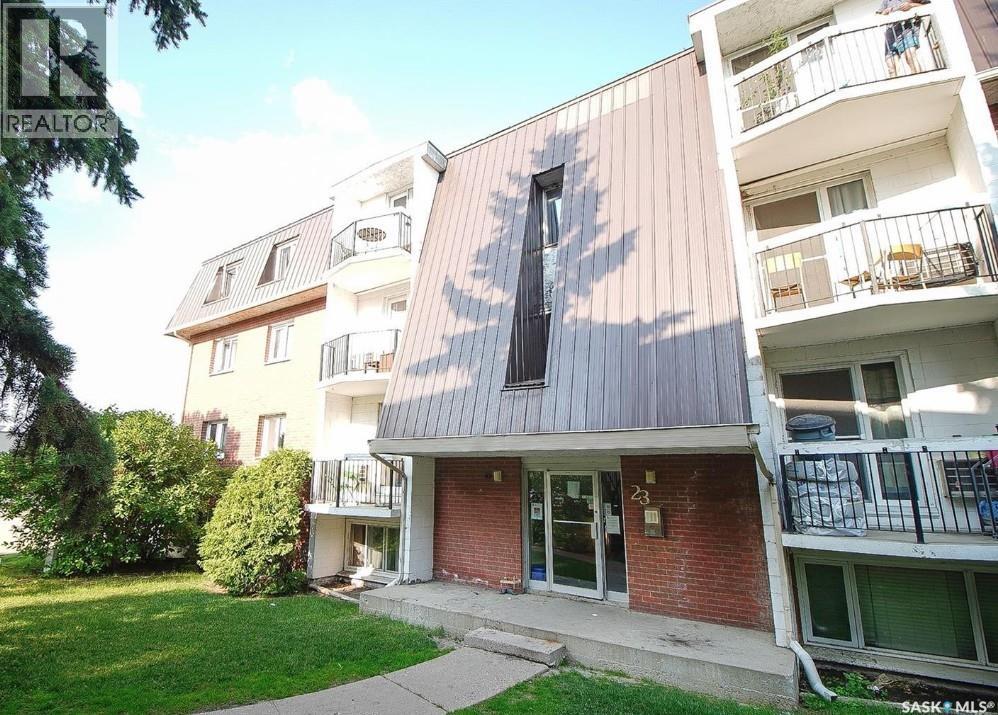 23 Centennial Street Unit 32, Regina, SK S4S 6K7