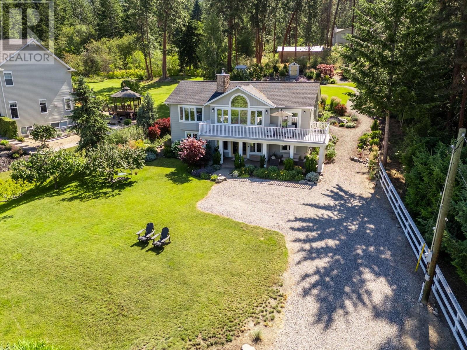 16699 Carrs Landing Rd, Lake Country, BC V4V 1B2