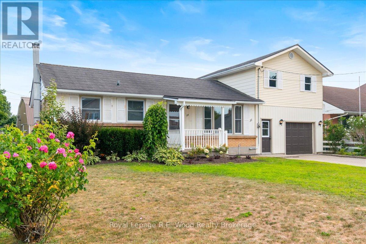 35 Sanders St, Tillsonburg, ON N4G 1H7