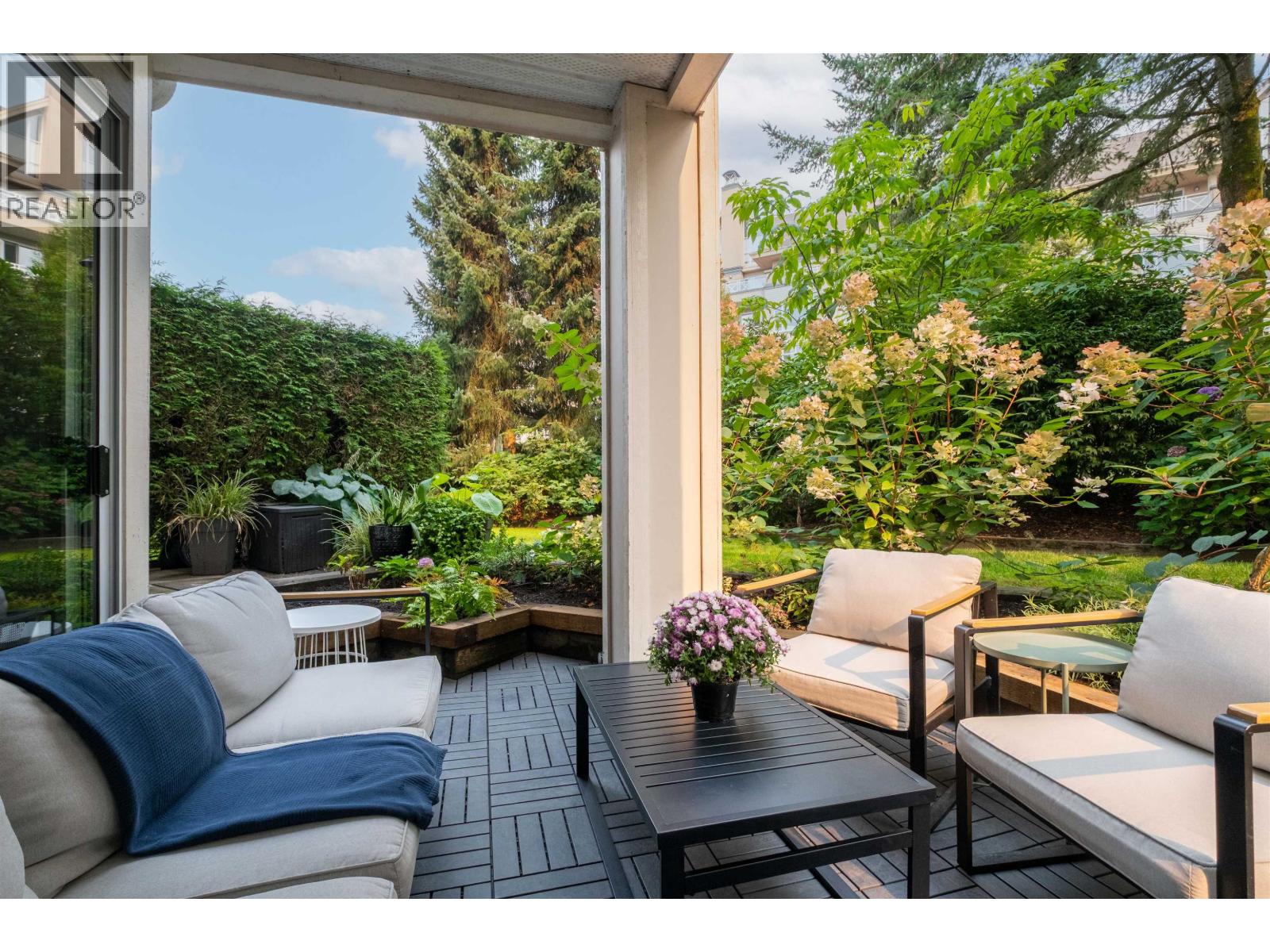 3608 Deercrest Drive Unit 210, North Vancouver, BC V7G 2S8