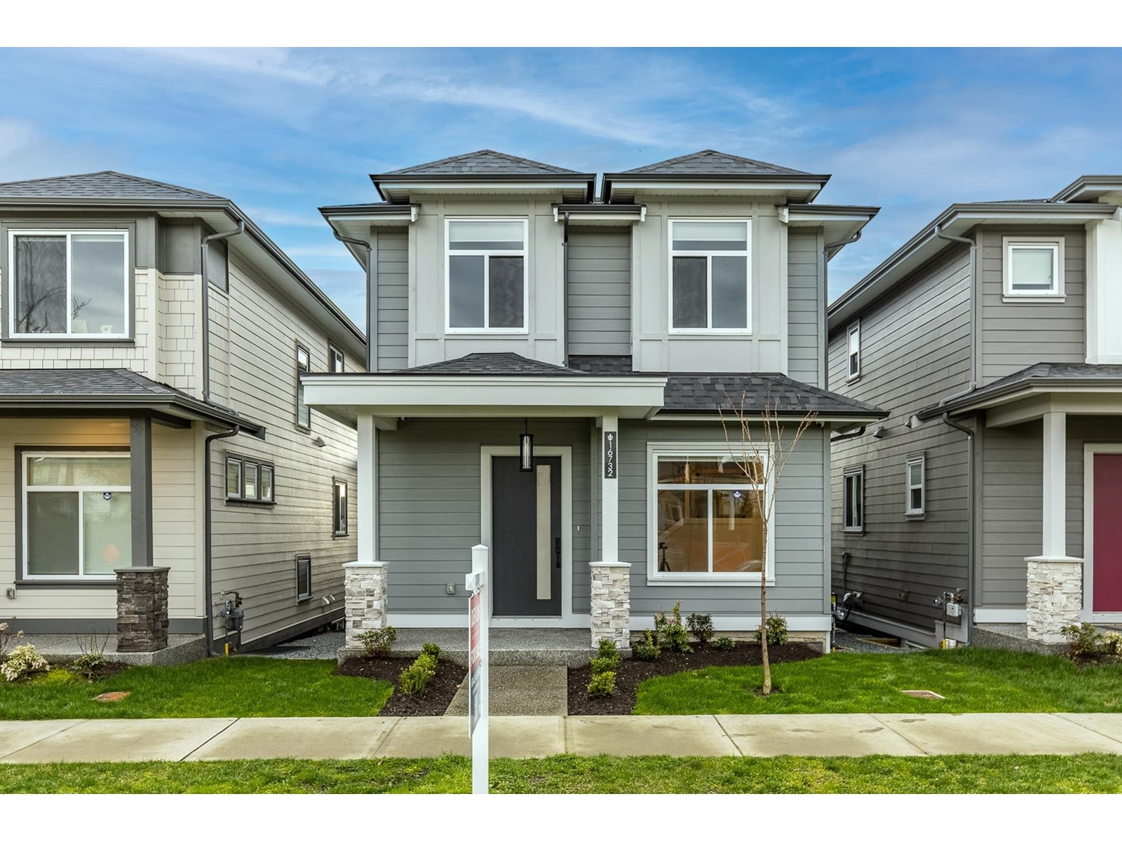 20 Avenue Unit 16732 #a, Surrey, BC V3Z 1J4