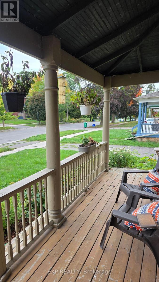 577 Bolivar St Ward 3 St, Peterborough, ON K9J 4R9