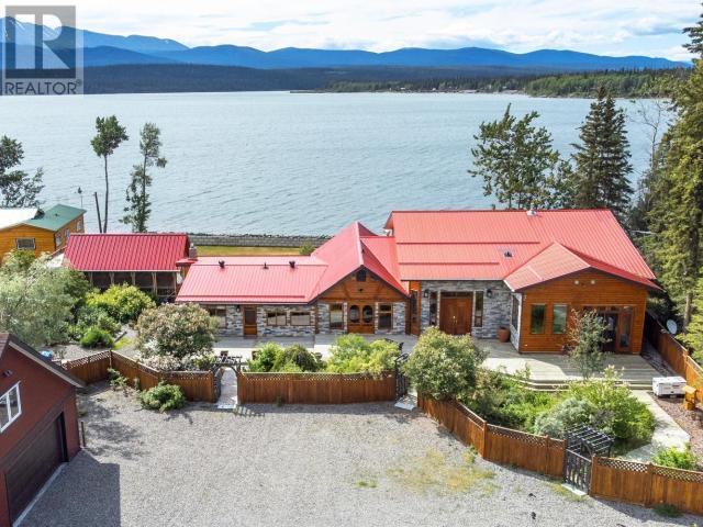 14 Bayview Rd, Whitehorse South, YT Y0B 1Y0