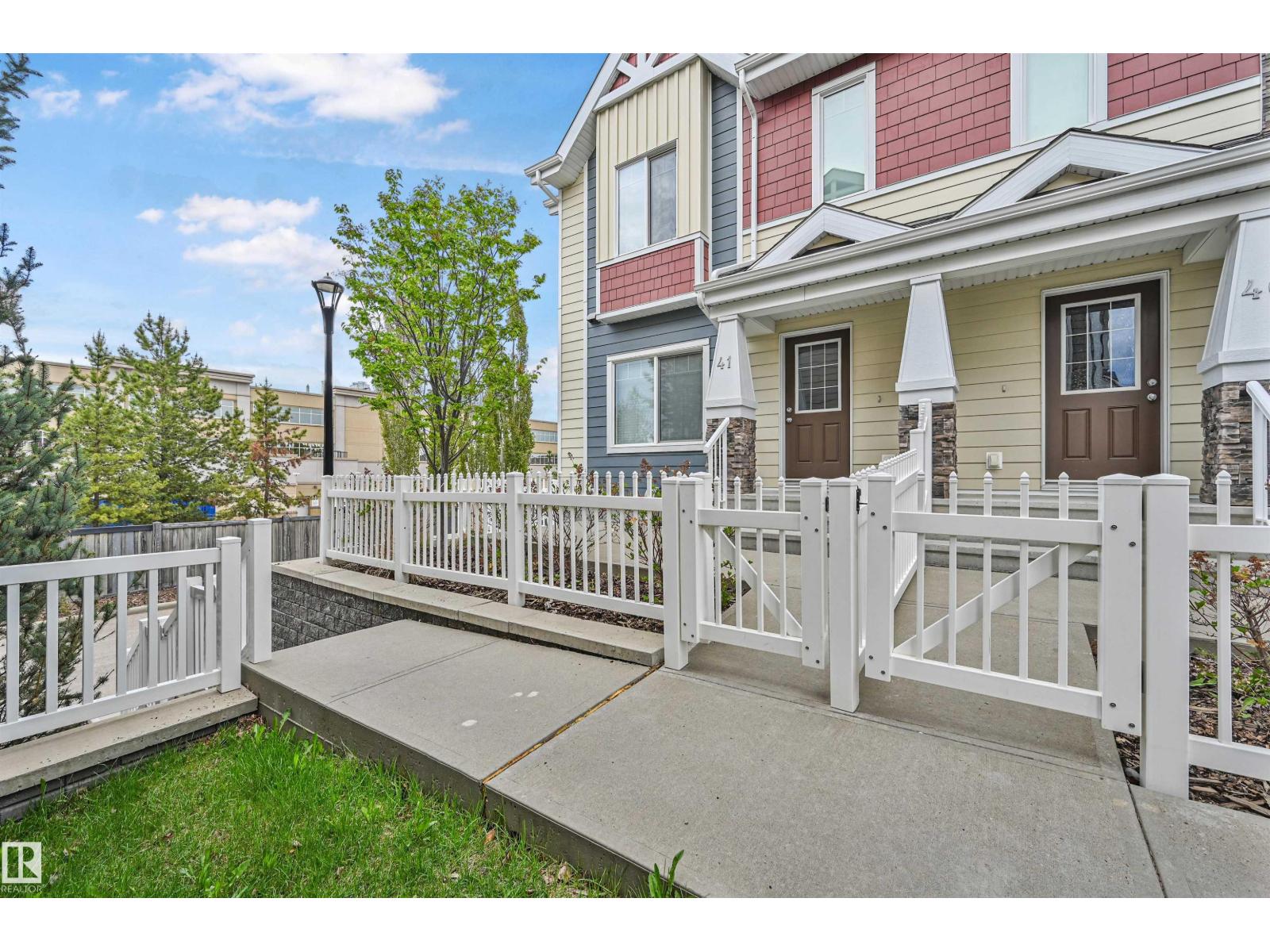 2003 Rabbit Hill Road Northwest #unit 41, Edmonton, AB T6R 0R7