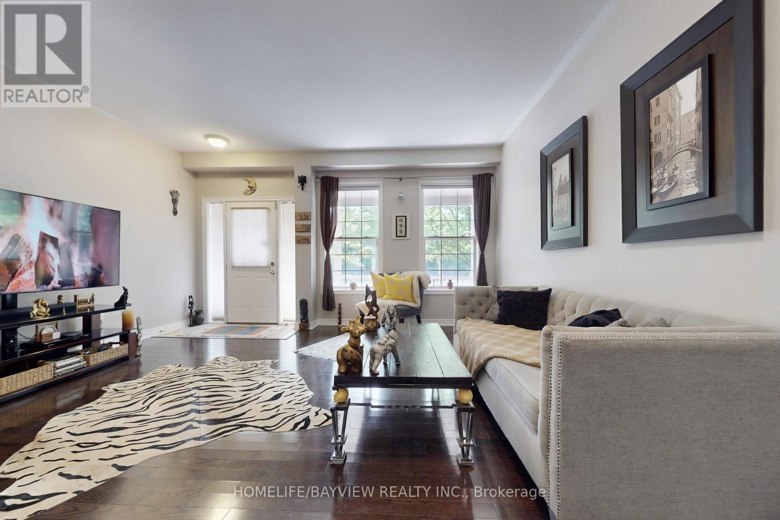 14 Milroy Ln, Markham, ON L6B 1B5