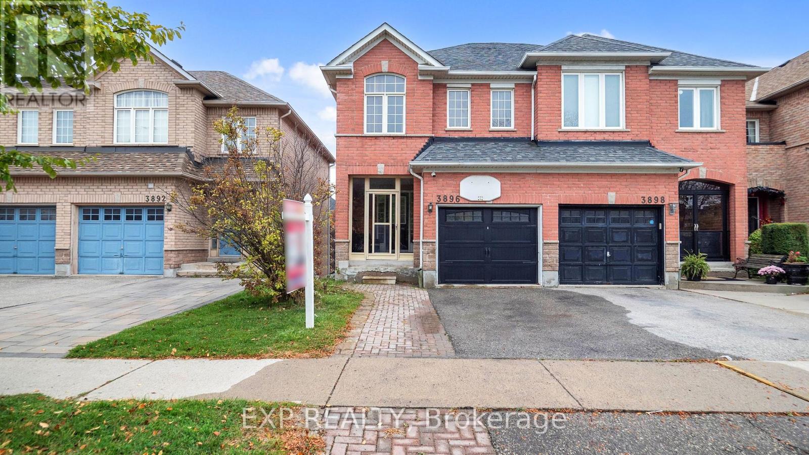 3896 Lacman Trl, Mississauga Churchill Meadows, ON L5M 6N8