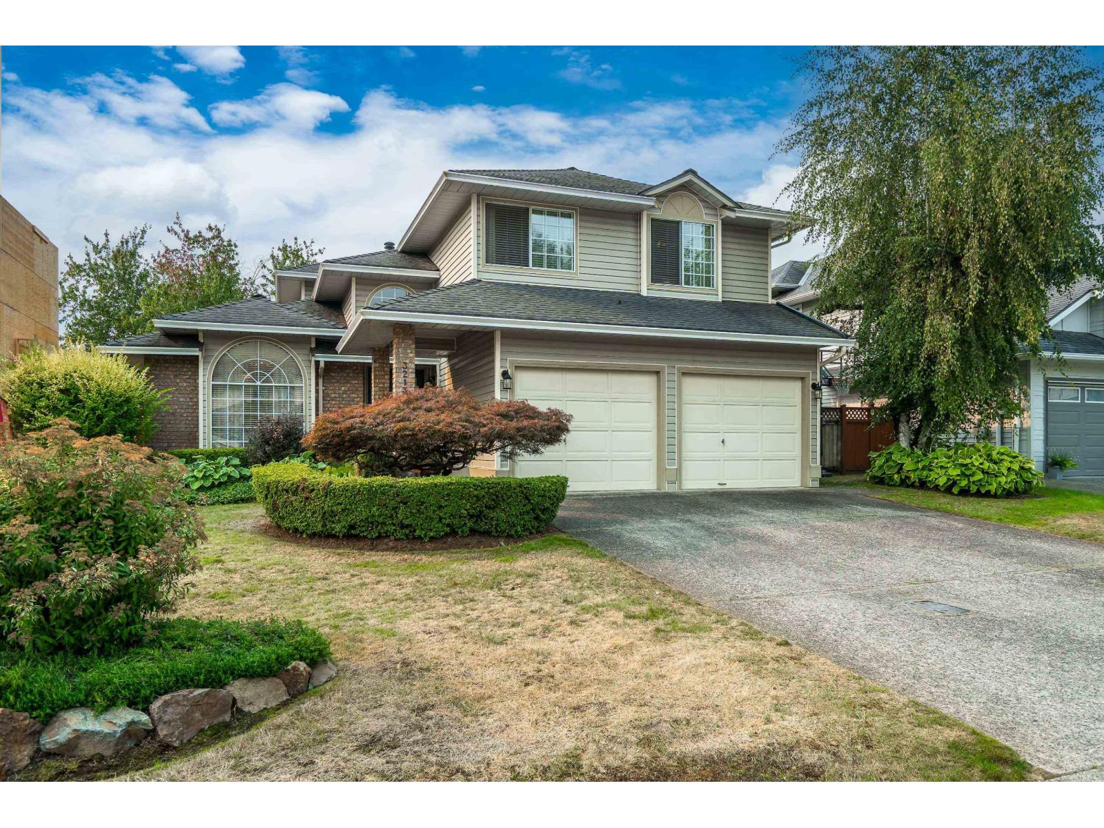 32134 Clinton Ave, Abbotsford, BC V2T 5B5