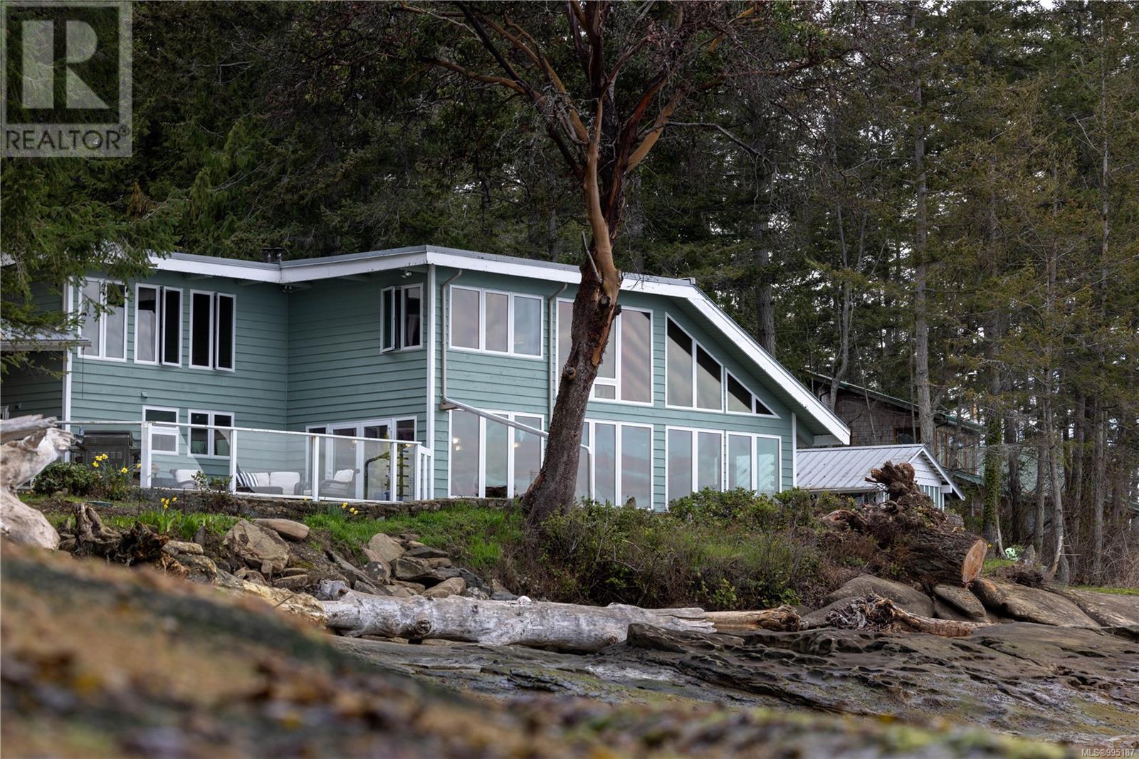 281 Bellhouse Rd, Galiano Island, BC V0N 1P0