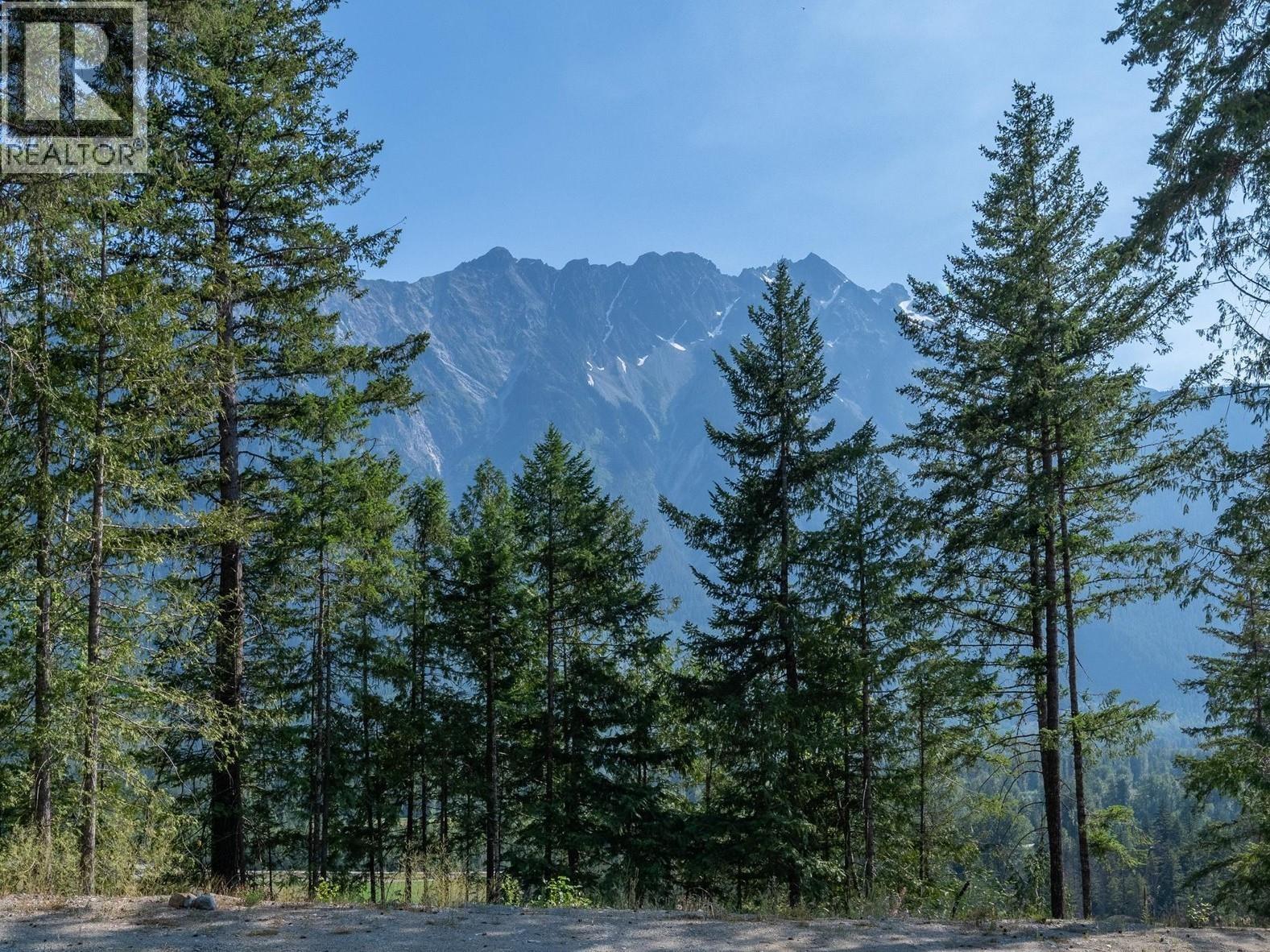 8206 Merlot Peak Dr, Pemberton, BC V0N 2L3