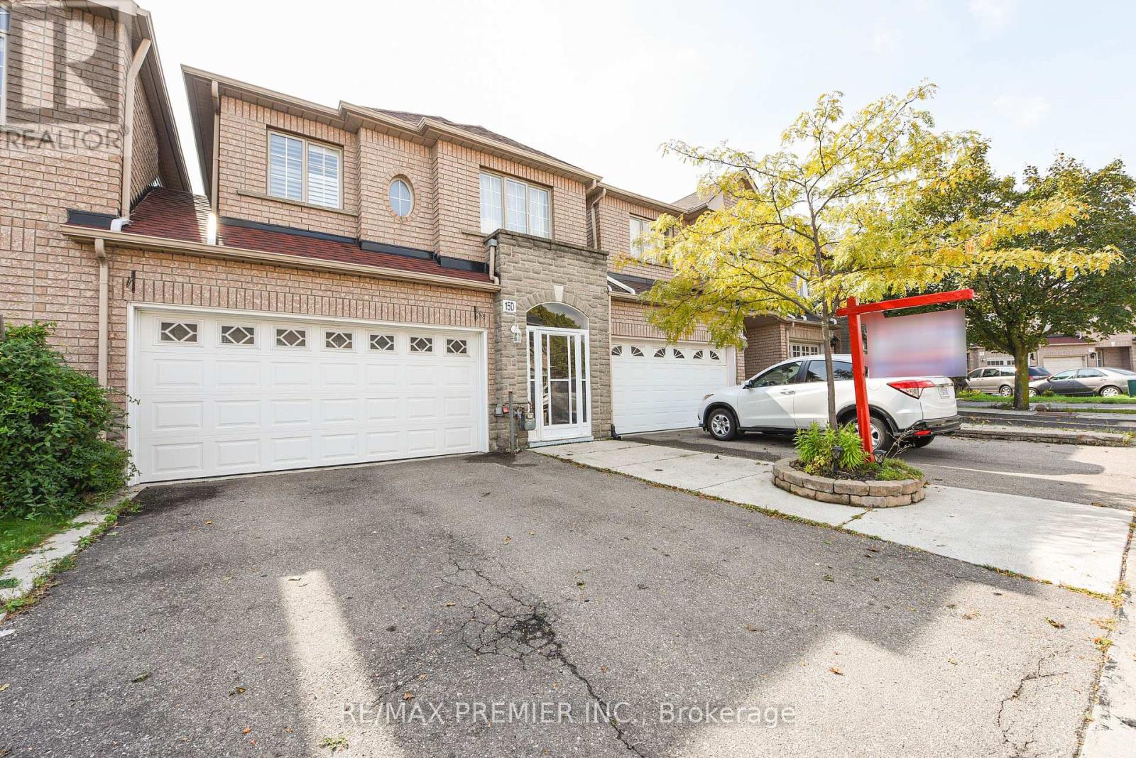 15 View Green Cres #d, Toronto, ON M9W 7E1