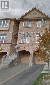 7131 Chatham Ct, Mississauga, ON L5N 8R1