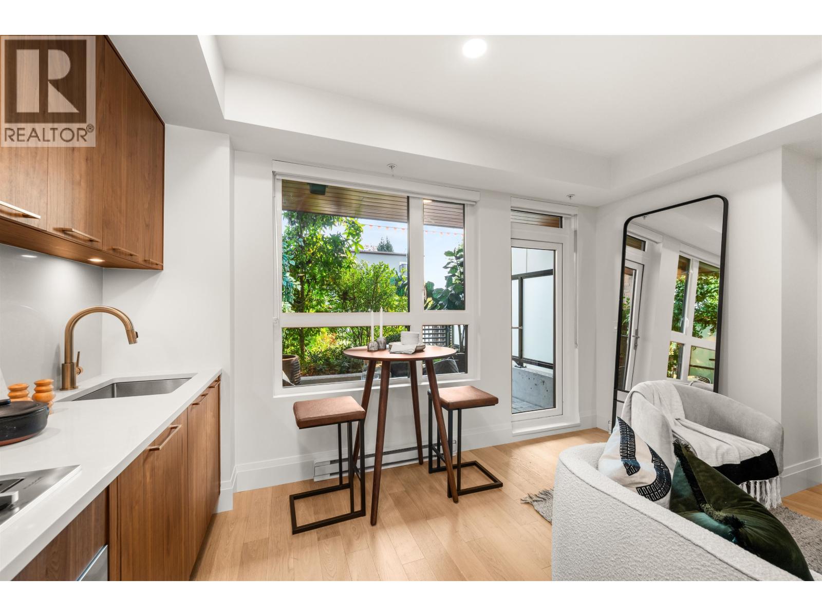 2550 Garden Drive Unit 106, Vancouver, BC V5N 4X6