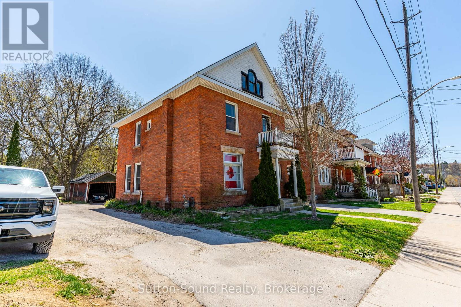 353 6th Street East, Owen Sound, ON N4K 1G1