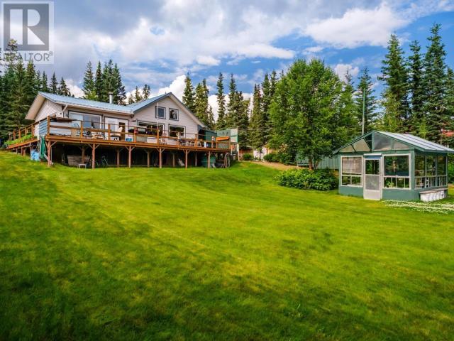 52 Lakeview Rd, Whitehorse South, YT Y0B 1B0