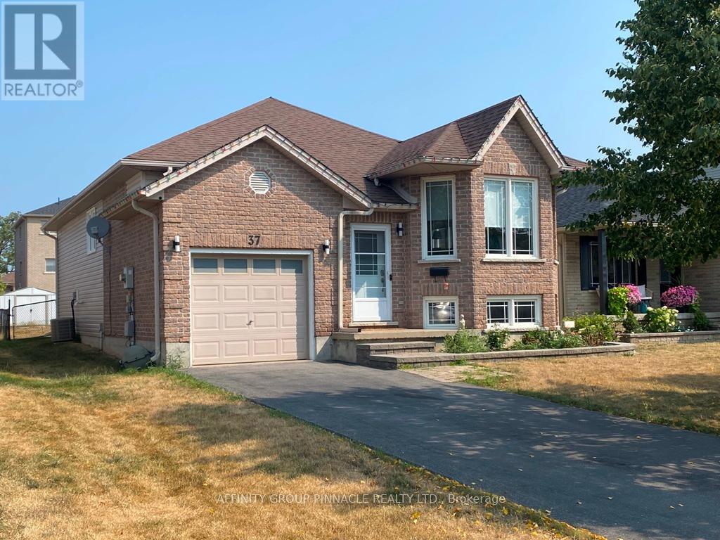 37 Springdale Dr, Kawartha Lakes, ON K9V 0J4