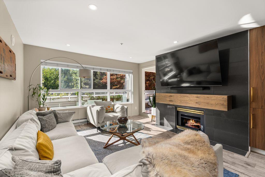 9688 148 Street Unit 201, Surrey, BC V3R 0W2