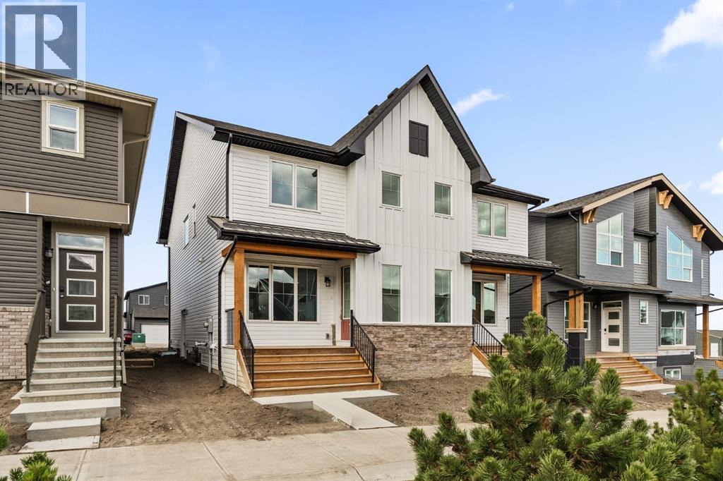 47 Herron Walk NE, Calgary, AB T3P 2L2