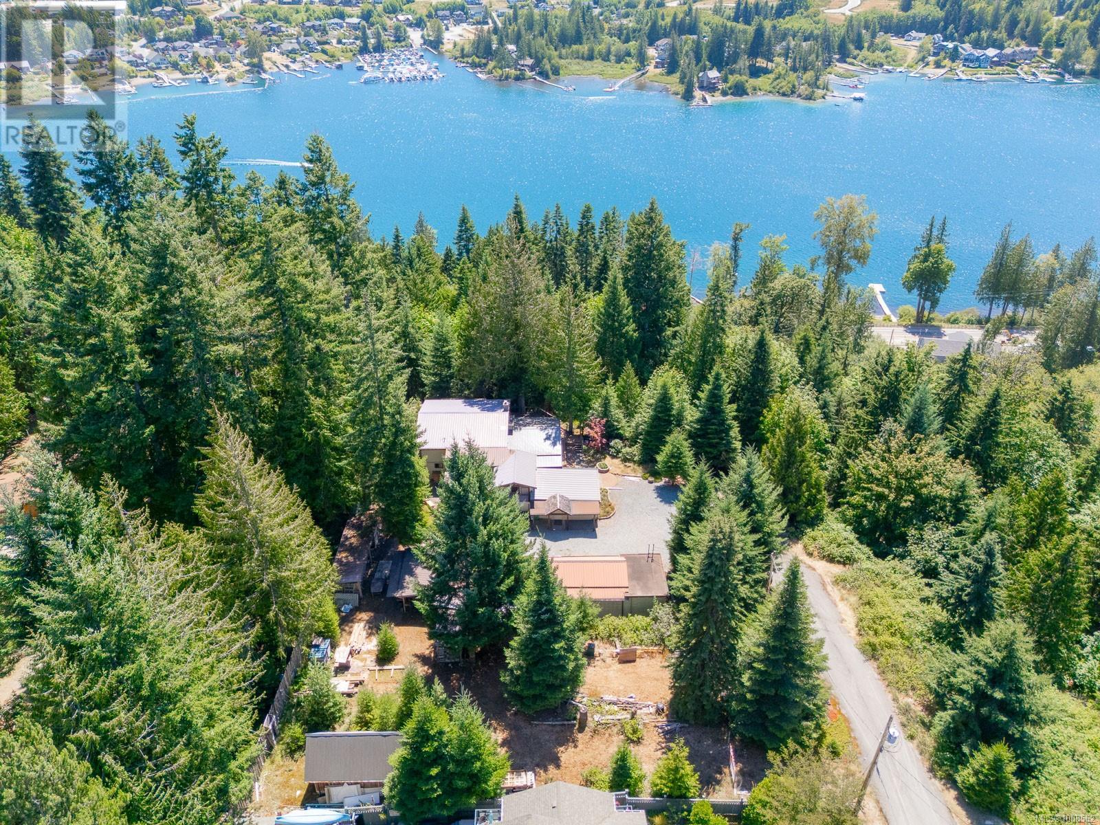 300304 Deer Rd, Lake Cowichan, BC V0R 2G0
