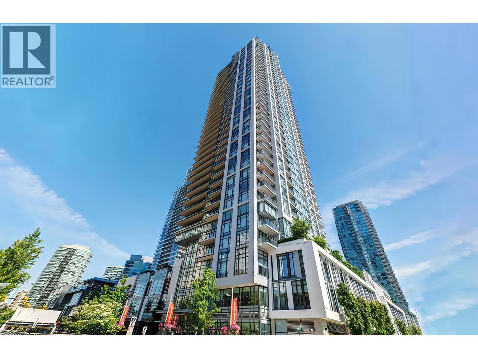 6098 Station Street Unit 802, Burnaby, BC V5H 0H4