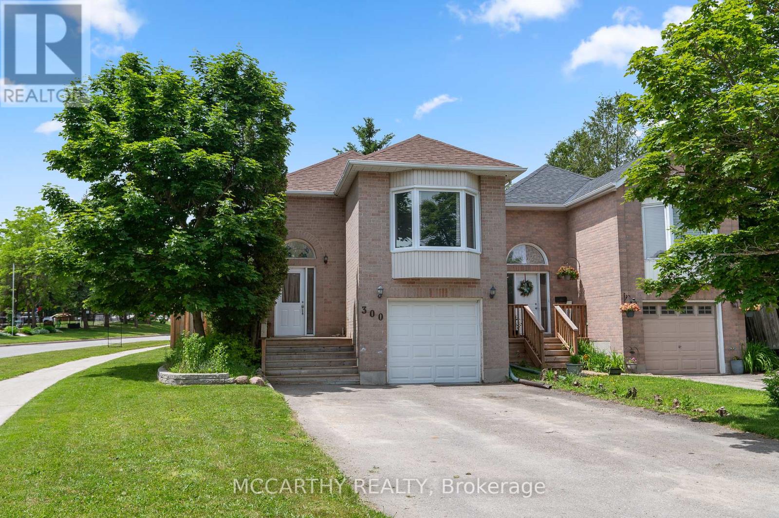 300 Shelburne Pl, Shelburne, ON L9V 3A9