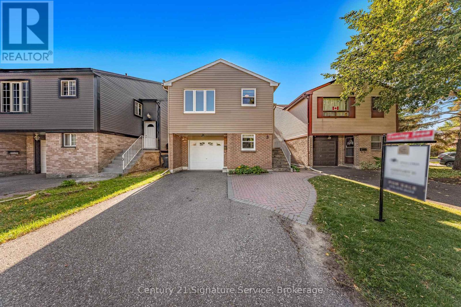 3 Majestic Cres, Brampton, ON L6S 3N1