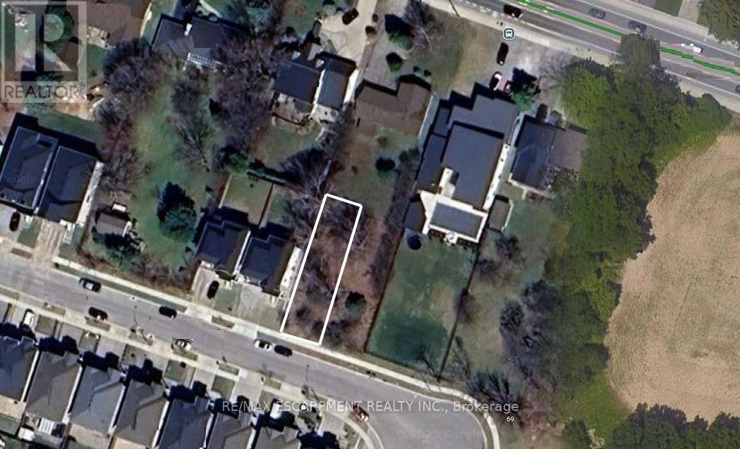 55 Cielo Ct, Hamilton, ON L9B 1A9