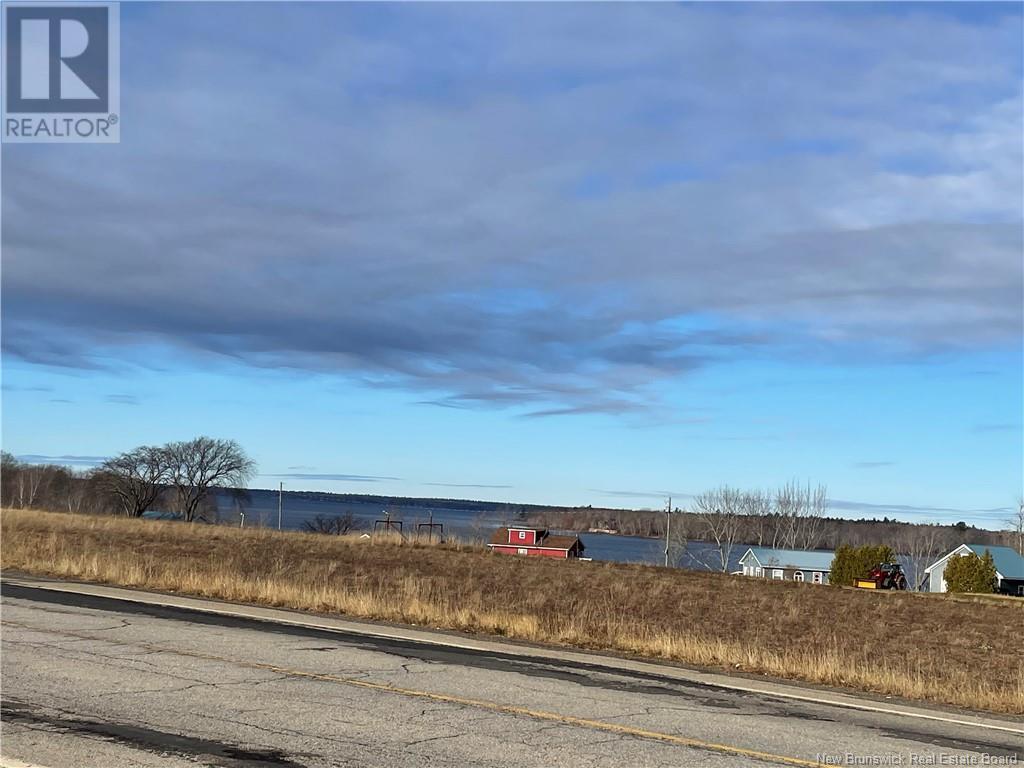 1 Nb-105, Youngs Cove, NB E4C 2C2