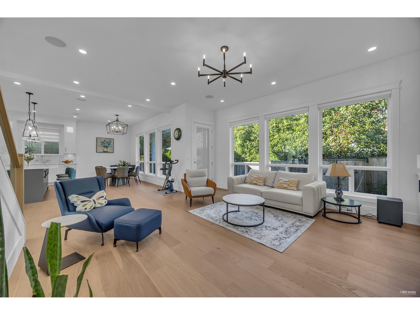 163 Street Unit 878 #a, Surrey, BC V4A 0B3